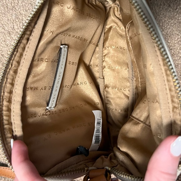 Authentic Marc Jacobs brown and white shoulder bag - Picture 4 of 4